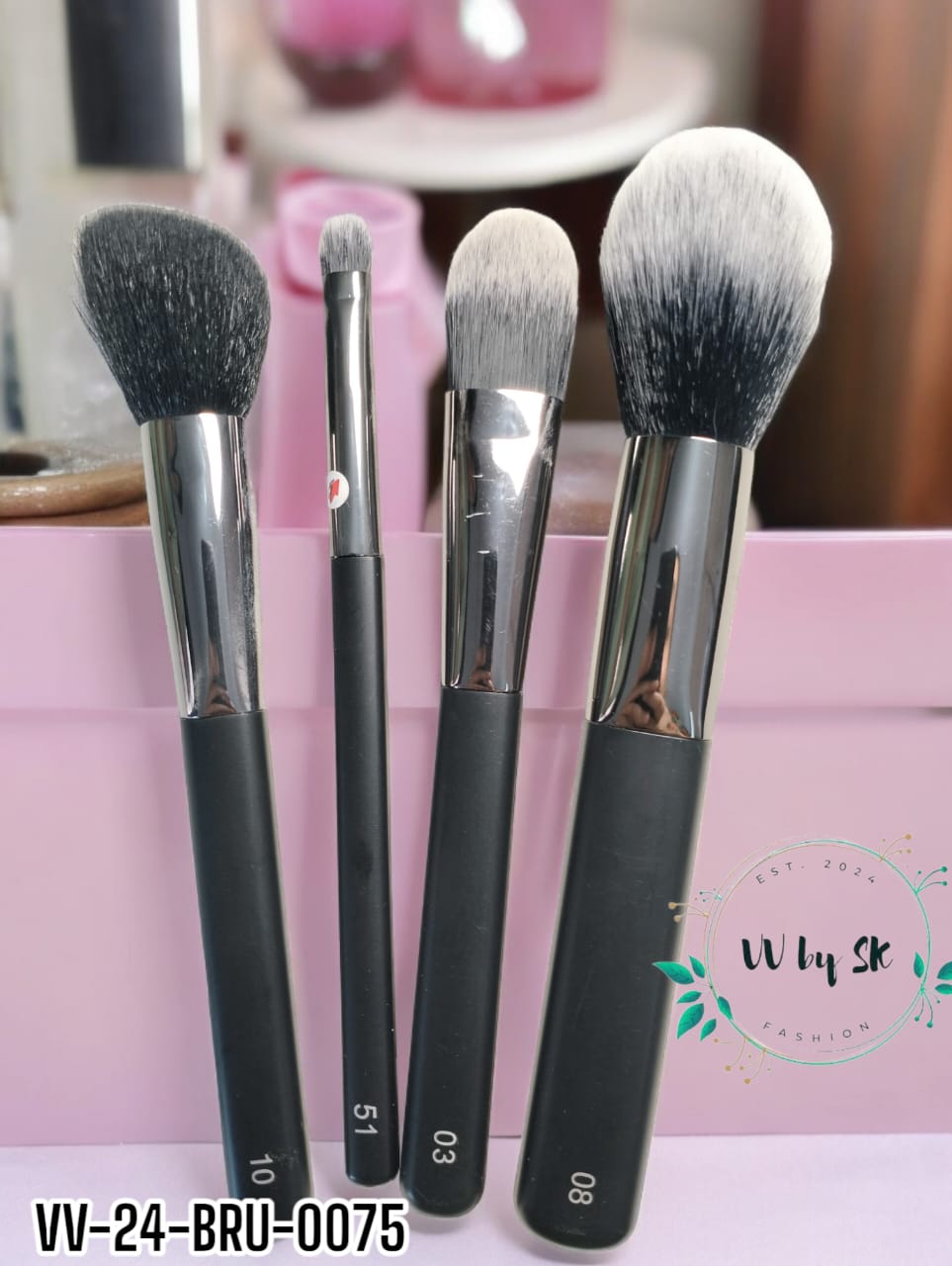 KIKO Makeup Brush Kit | VV-24-BRU-0075