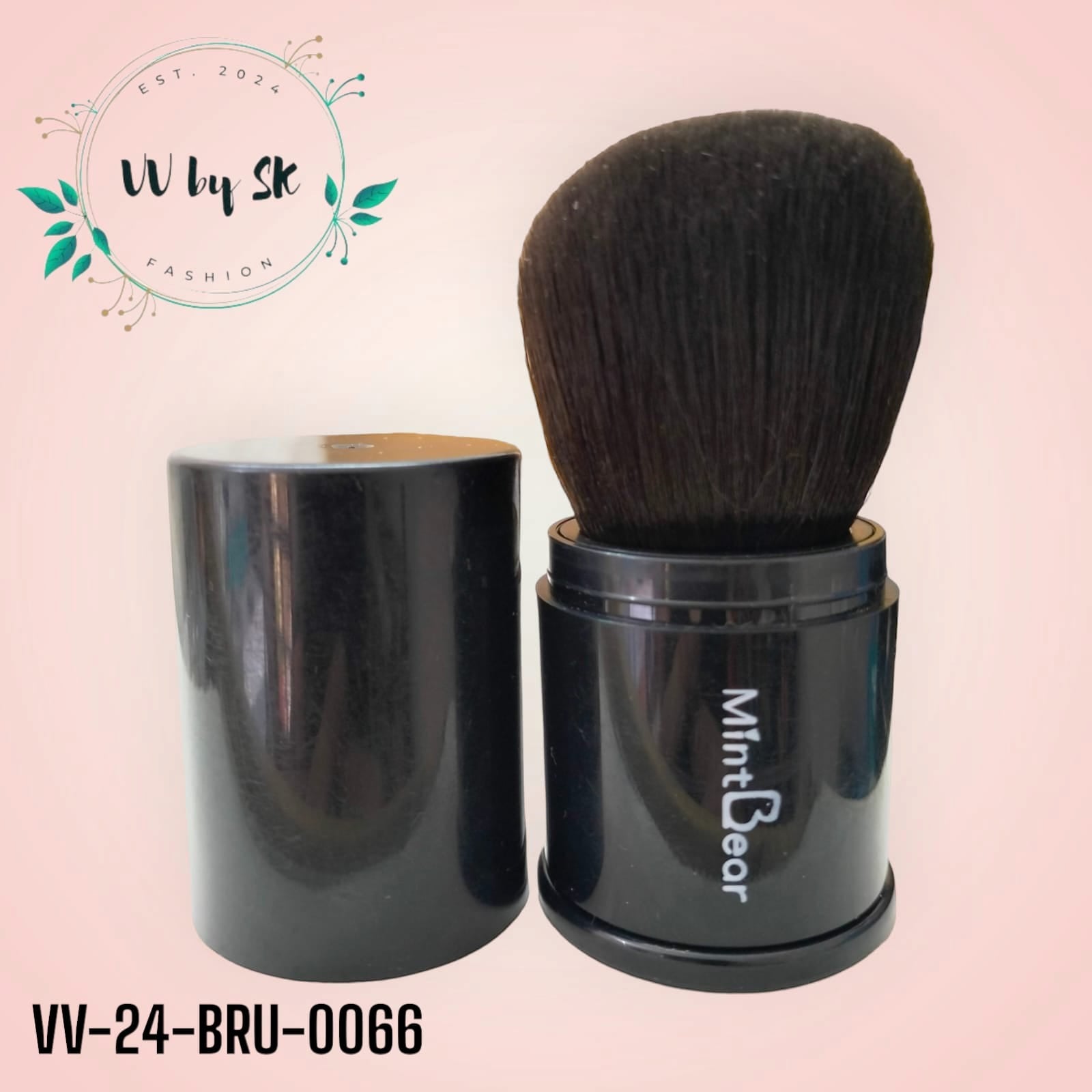 MintBear Professional Kabuki Retractable Blush Brush Telescopic Powder Brush | VV-24-BRU-0066