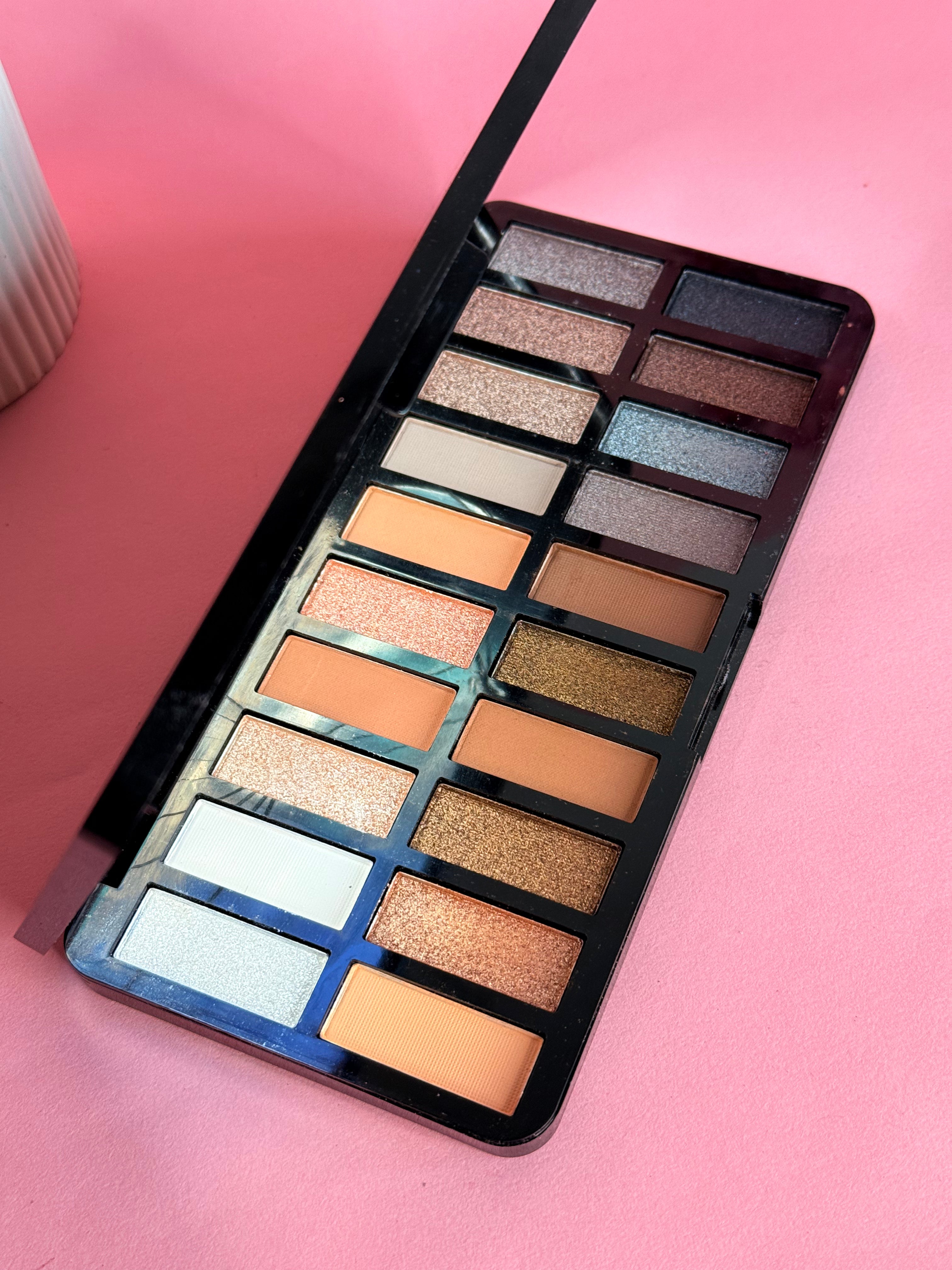 L.A Colors Invite Only 20 Colors Eyeshadow Palette Shade-CBES457