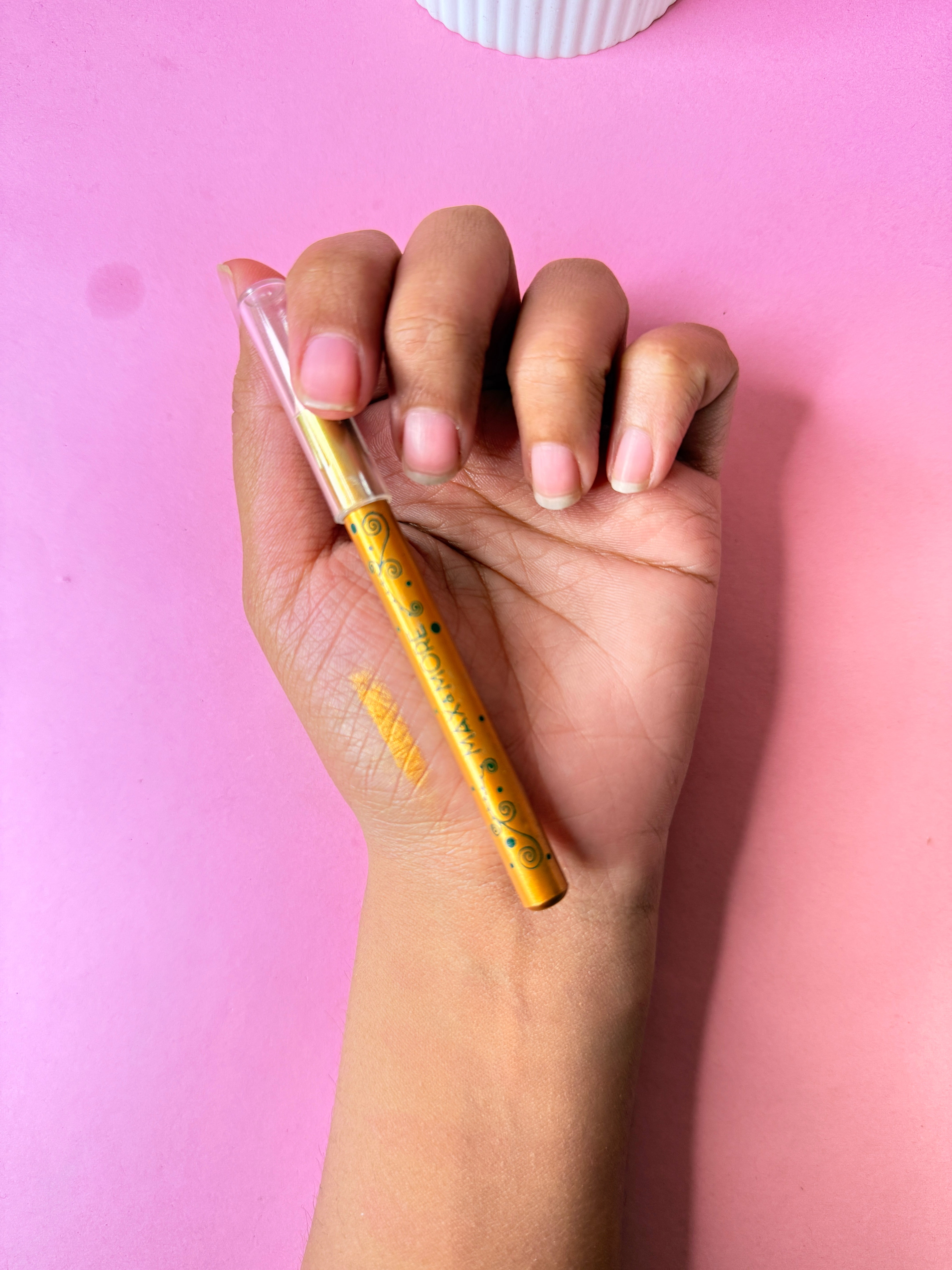 Max and More Golden Eye Pencil-Shade-202-Gold