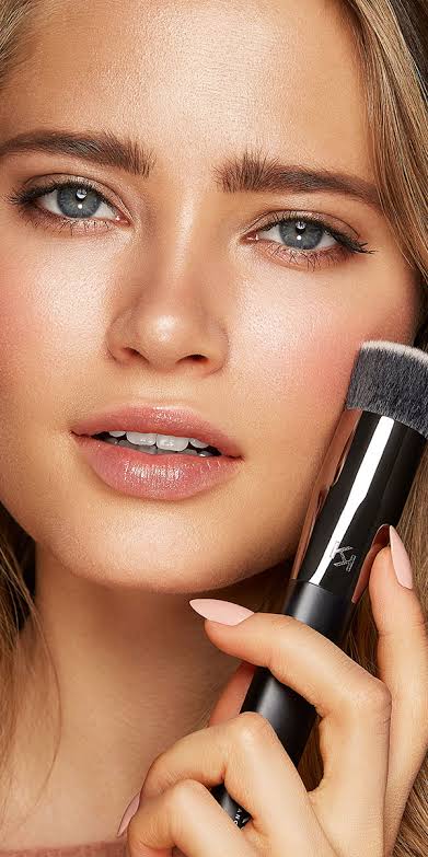 KIKO Face 07 Blending Powder Brush | VV-24-BRU-0053