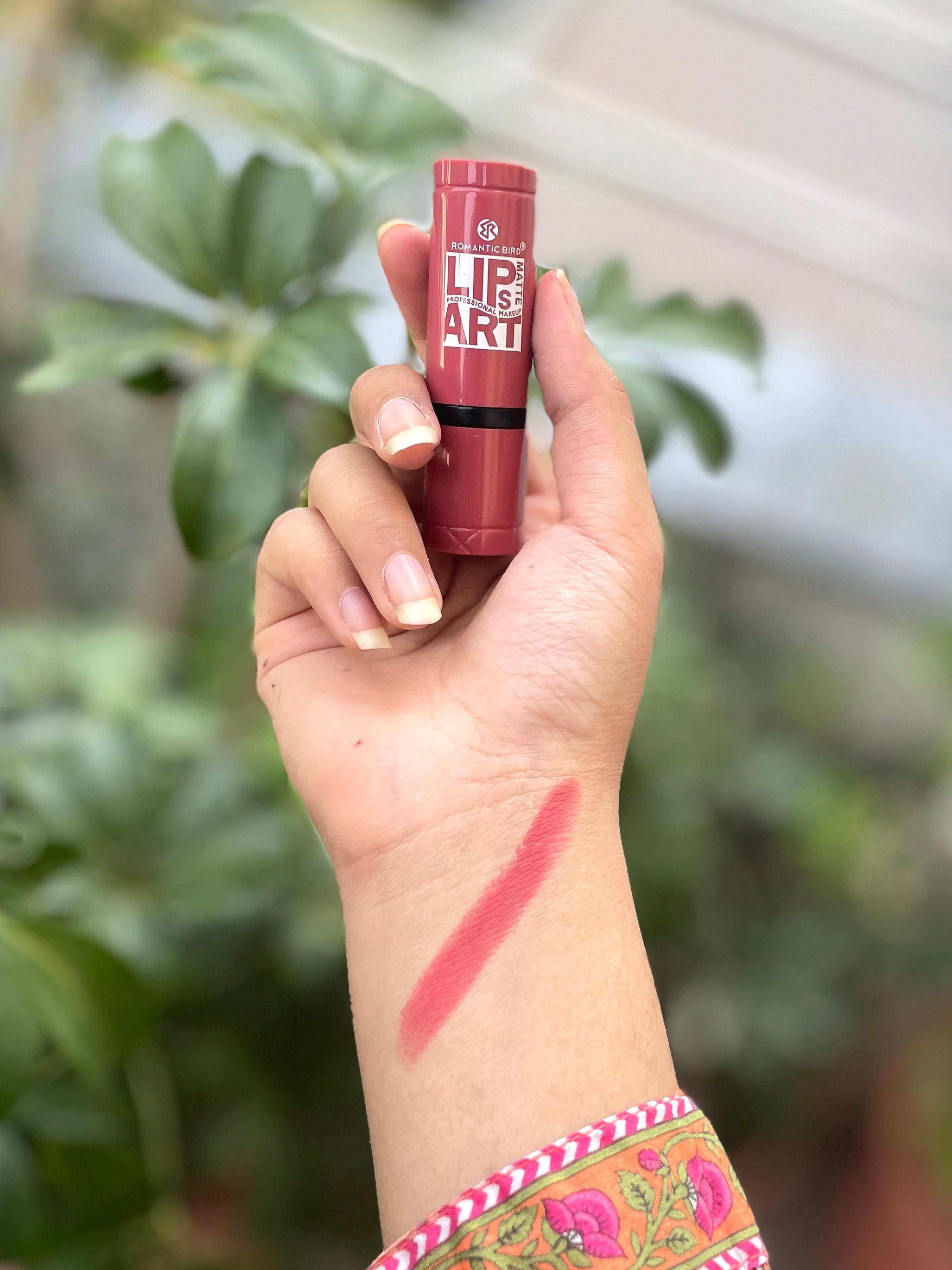 Romantic Bird Matte Lipstick-Shade-2